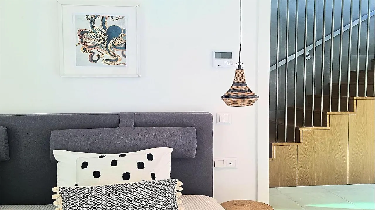 Villa Miya: Marina-Adjacent Retreat with Pool and Clever Details Vilamoura Portugal