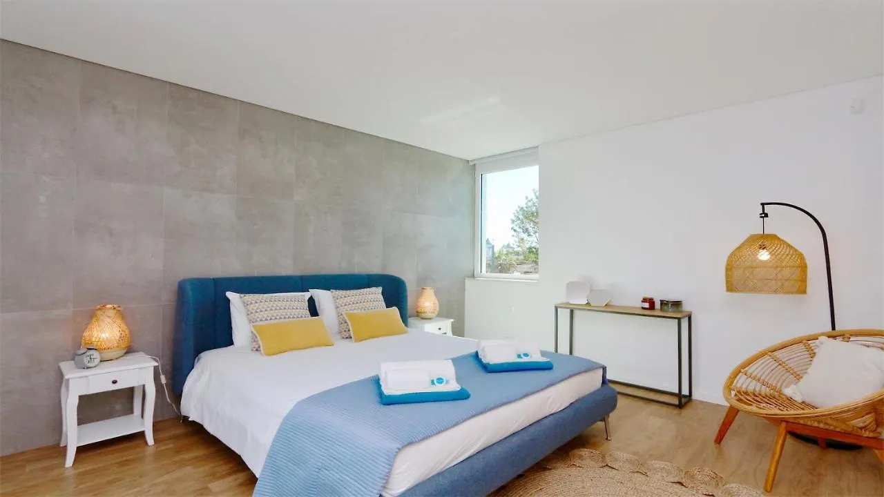 Holiday home Villa Miya: Marina-Adjacent Retreat with Pool and Clever Details Vilamoura